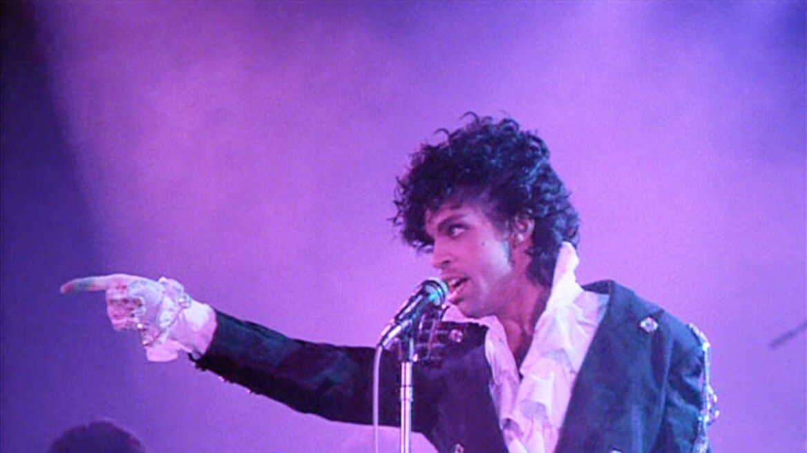 «Sometimes it snows in April»: Ακούστε τα καλύτερα τραγούδια του Prince